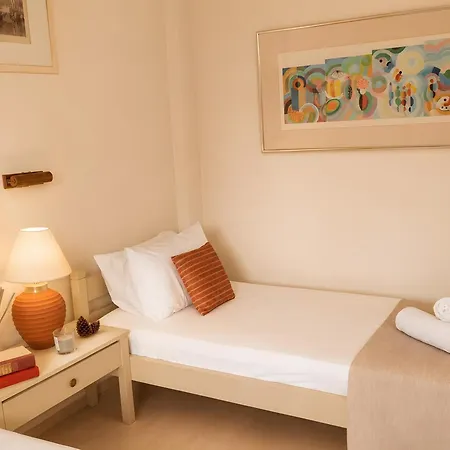 Bright 2br Kitchenette Pool 3 3*