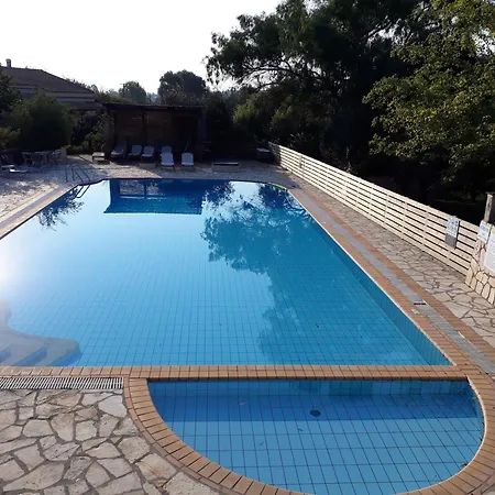 بيت ضيافة Bright 2br Kitchenette Pool 3 3*